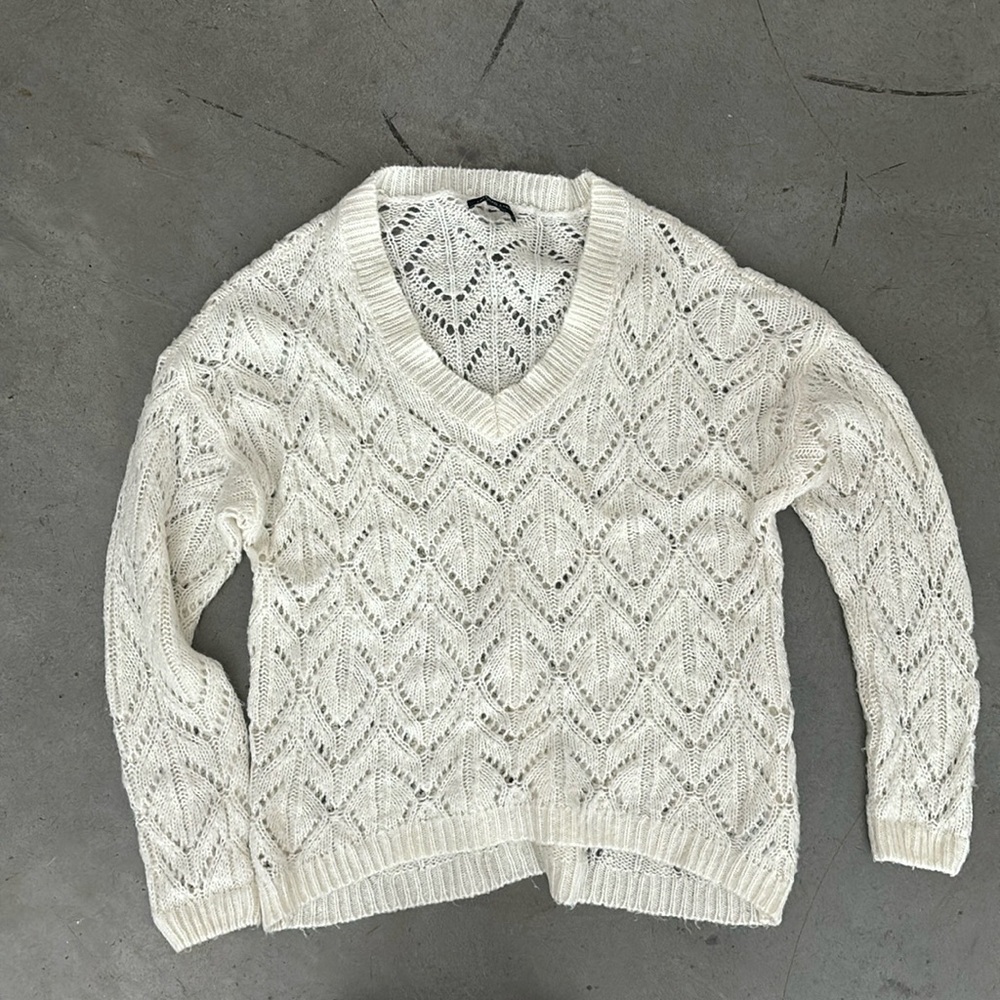American eagle sweater